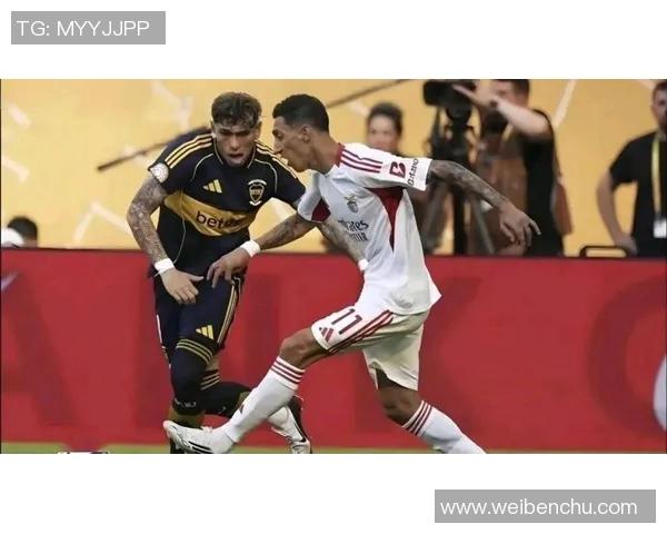 友谊赛精彩对决本菲卡与尤文图斯战成平局红牌事件引发全场热议