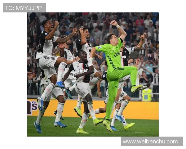 中超激战那不勒斯与尤文图斯平局点球大战引发全场热烈反响 中超激战那不勒斯与尤文图斯平局点球大战引发全场热烈反响