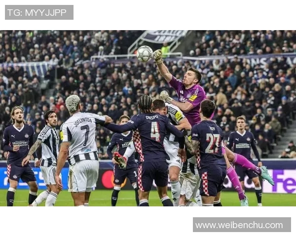 中超精彩对决本菲卡大胜那不勒斯帽子戏法引发全场狂欢战术分析揭秘