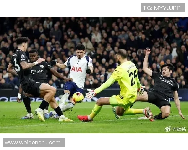 西甲热刺逆转曼联引发争议判罚全场沸腾瞬间回顾 西甲热刺逆转曼联引发争议判罚全场沸腾瞬间回顾